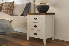  La Resta 3 Drawer Bedside Table